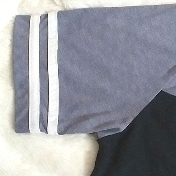 Milwaukee Brewers T-Shirt 2013 EST 1970 Color Blocked MLB Genuine Merchandise - Picture 7 of 10